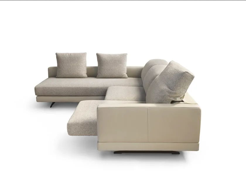 Divano Sezionale in Tessuto LIO Comfort Moderno di GYFORM