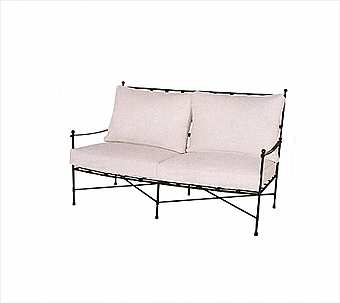 Couch H 30320