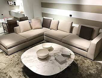 Couch Otium