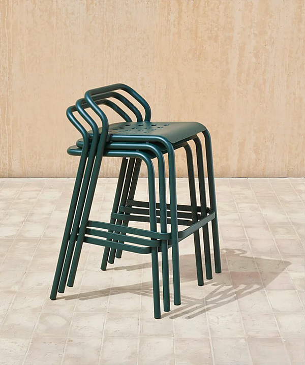Sgabello da giardino alto impilabile in alluminio Noss VARASCHIN 24550/B, 24551/B, 24552/B, 24553/B fabbrica VARASCHIN dall'Italia. Foto №5