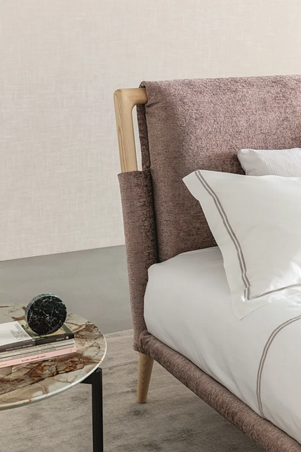 Letto matrimoniale con testata imbottita Flou Gaudi fabbrica Flou dall'Italia. Foto №22