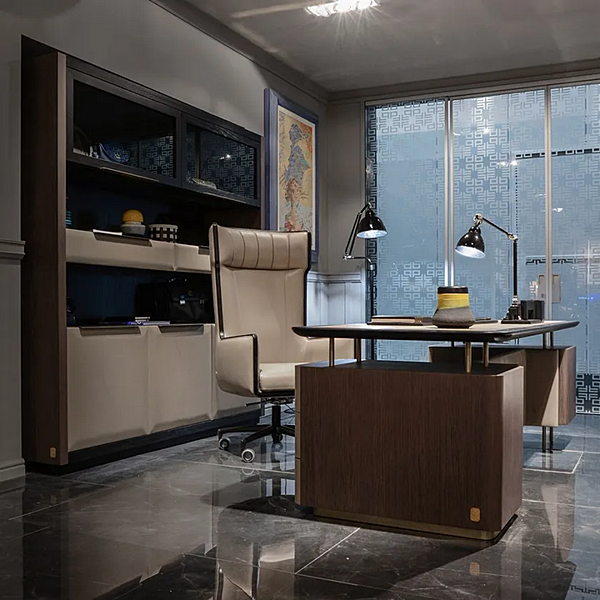 Lampada da tavolo in metallo regolabile Riccardo FORMITALIA fabbrica FORMITALIA dall'Italia. Foto №2