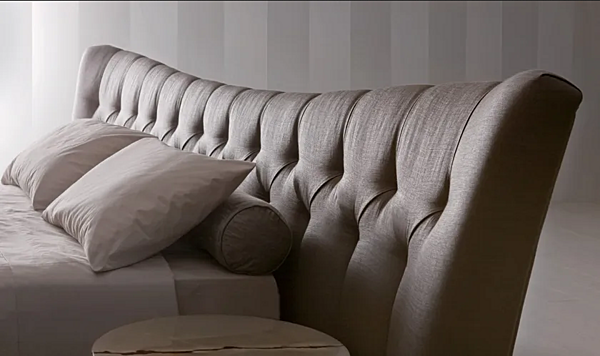 Letto matrimoniale con testata trapuntata in tessuto OPERA CONTEMPORARY ANGELO CAPPELLINI Butterfly fabbrica OPERA CONTEMPORARY dall'Italia. Foto №6