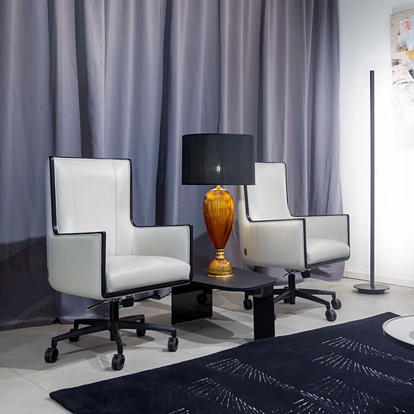 Лампа настольная из吹ного кристалла ручной работы Pitti FORMITALIA DD-704 fabbrica FORMITALIA dall'Italia. Foto №3