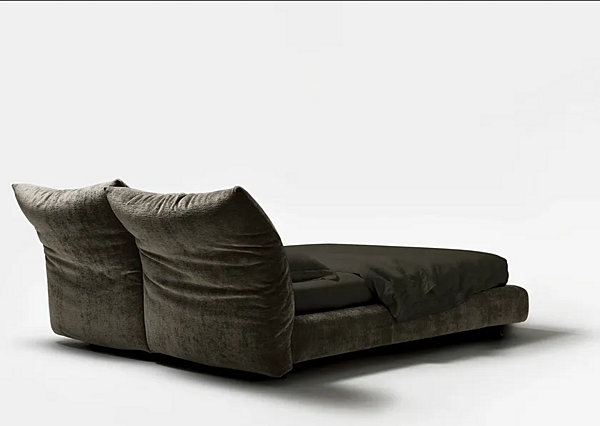 Letto matrimoniale con testiera imbottita in tessuto Edra Stand By Me STM011 fabbrica EDRA dall'Italia. Foto №4