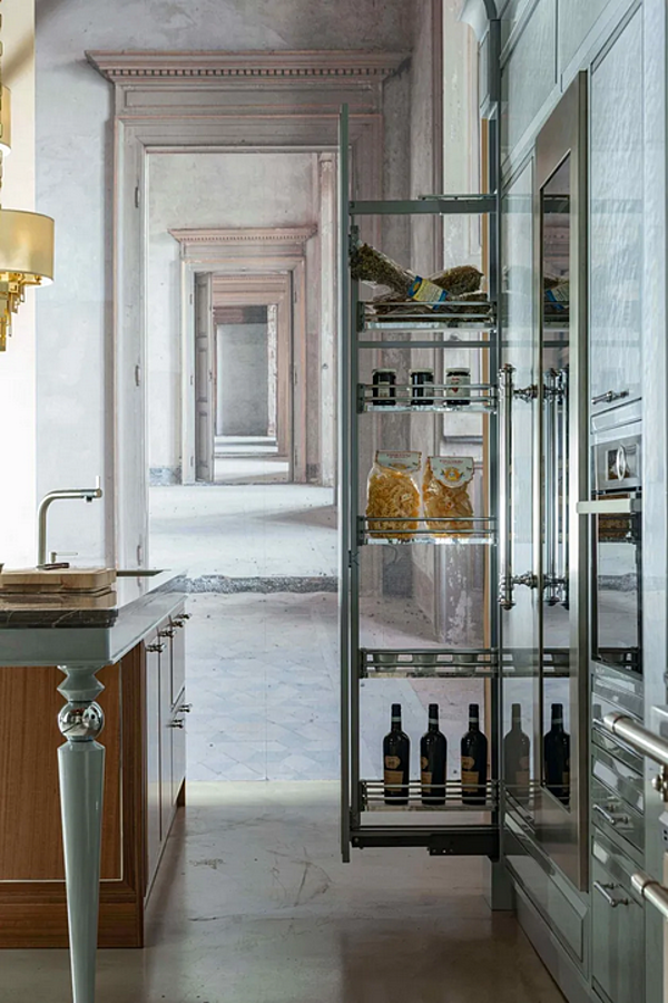 Cucina personalizzata in eucalipto con maniglie e penisola Essenza Numero 5 Martini Interiors fabbrica MARTINI INTERIORS dall'Italia. Foto №17