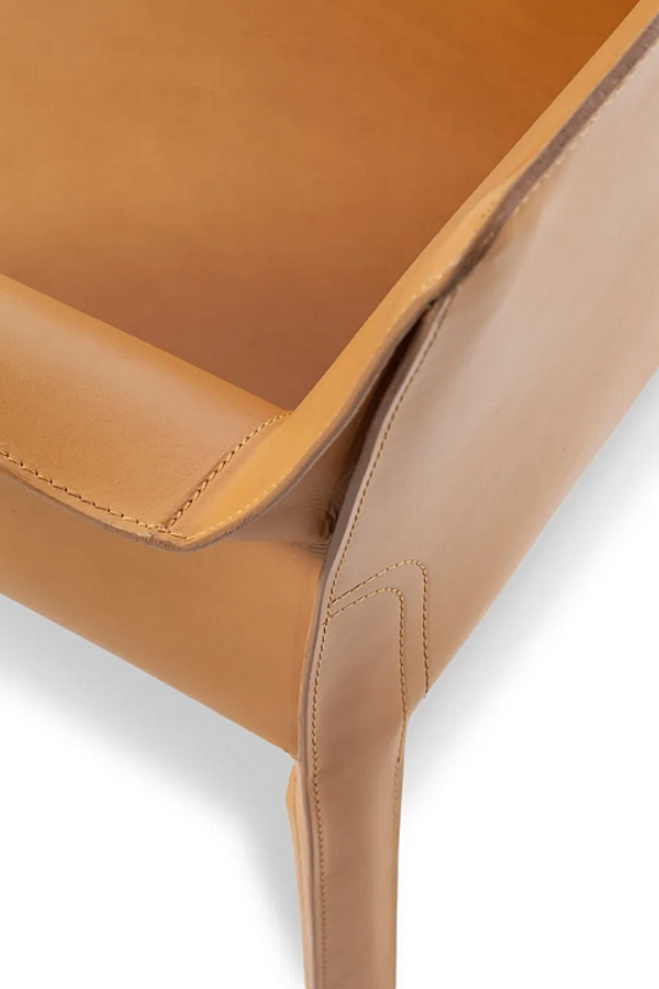 Poltrona in pelle conciata con braccioli CASSINA 413 CAB fabbrica CASSINA dall'Italia. Foto №5