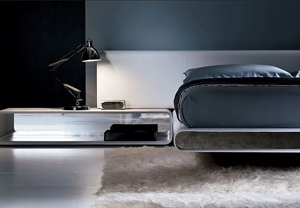Letto matrimoniale in pelle conciata con comodini integrati Tube i 4 Mariani fabbrica i 4 Mariani dall'Italia. Foto №9