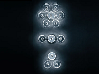 Lampada da parete e soffitto in vetro soffiato Fiore Oluce 103 123 139 173 fabbrica Oluce dall'Italia