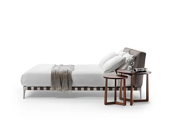 Letto matrimoniale in tessuto con testata imbottita FLEXFORM GREGORY fabbrica FLEXFORM dall'Italia. Foto №5