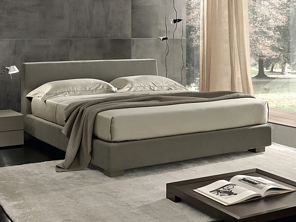 Letto matrimoniale imbottito in tessuto Duomo Design Aron Basic fabbrica Duomo Design dall'Italia. Foto №1