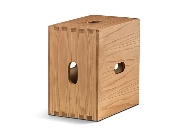 Tavolino da caffè rettangolare in legno CASSINA LC14 Tabouret Cabanon 014 fabbrica CASSINA dall'Italia. Foto №1
