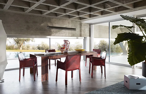 Poltrona in pelle conciata con braccioli CASSINA 413 CAB fabbrica CASSINA dall'Italia. Foto №9