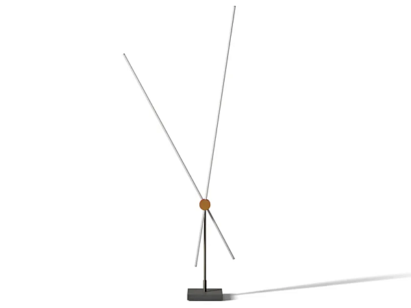 Lampada da terra LED regolabile CASSINA Eitie fabbrica CASSINA dall'Italia. Foto №1