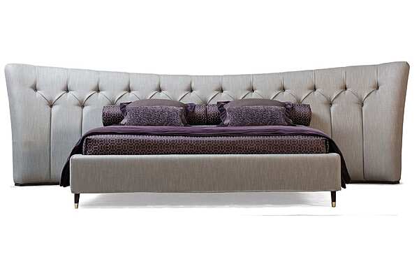 Letto matrimoniale con testata trapuntata in tessuto OPERA CONTEMPORARY ANGELO CAPPELLINI Butterfly fabbrica OPERA CONTEMPORARY dall'Italia. Foto №1