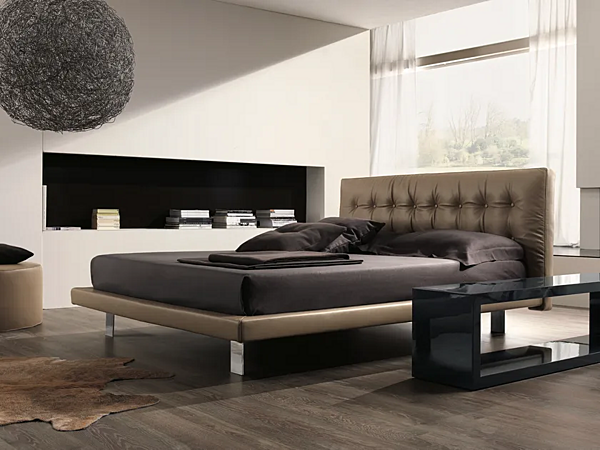 Letto matrimoniale in pelle con testata imbottita Parigi Duomo Design fabbrica Duomo Design dall'Italia. Foto №2