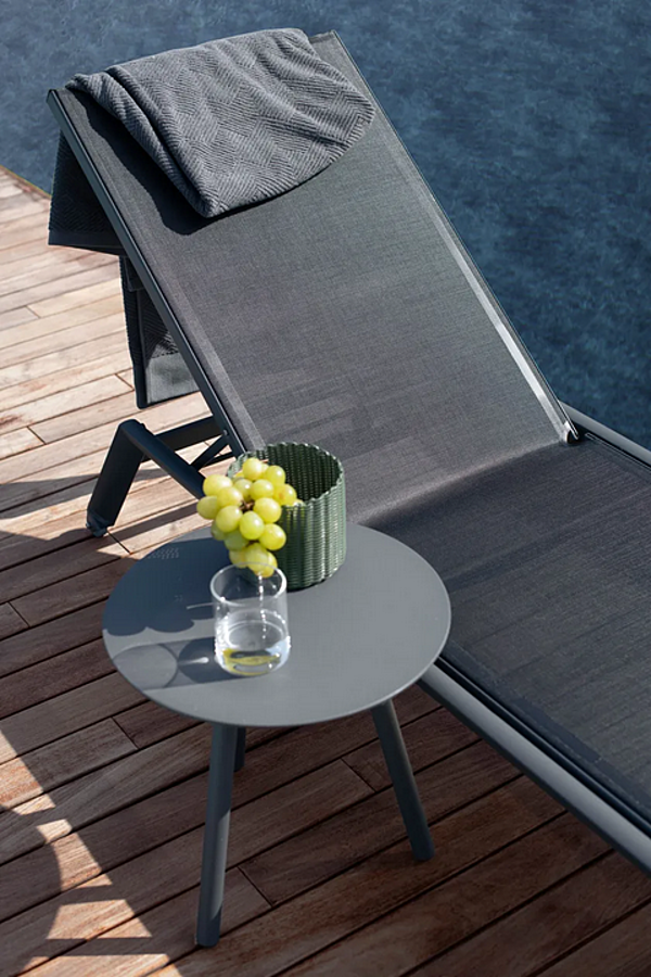Lettino prendisole impilabile in alluminio con ruote Atmosphera collezione Maxim MX.LT. fabbrica ATMOSPHERA dall'Italia. Foto №4