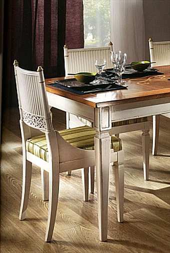 Chair P112