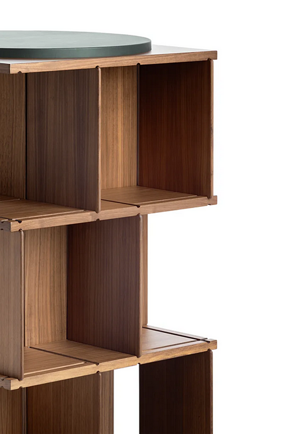 Libreria girevole in legno Turner POLTRONA FRAU fabbrica POLTRONA FRAU dall'Italia. Foto №9