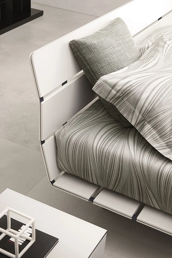 Letto matrimoniale con testata imbottita in tessuto Flou Tadao fabbrica Flou dall'Italia. Foto №6