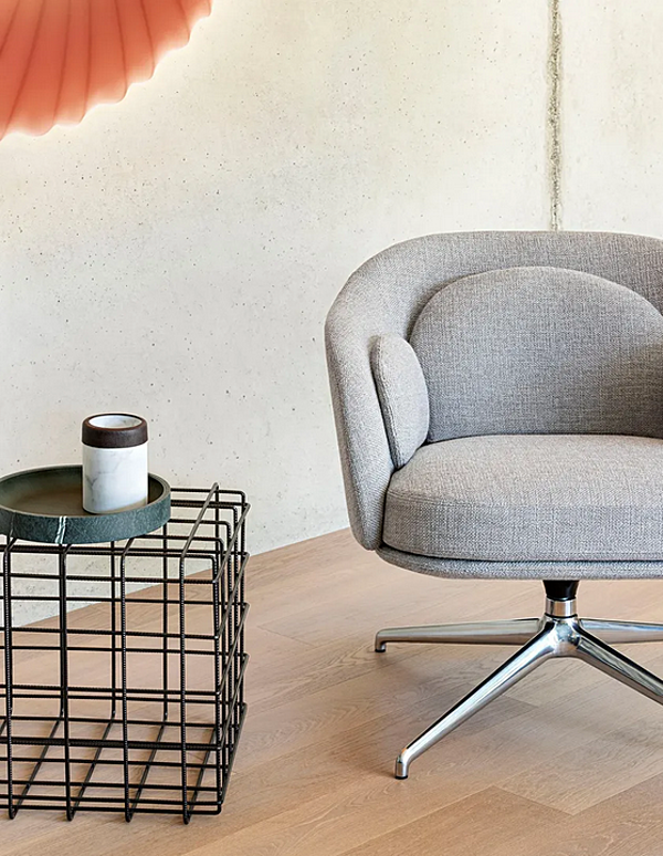 Poltrona girevole con rivestimento sfoderabile Saba collezione Sunset fabbrica SABA dall'Italia. Foto №4