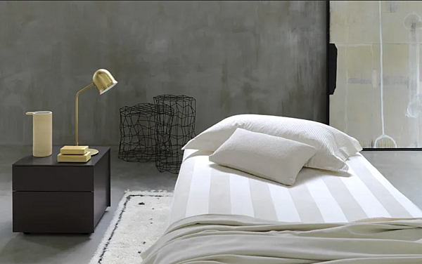 Letto singolo sommier in legno Flou collezione  fabbrica Flou dall'Italia. Foto №3