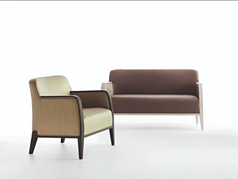 Divano in pelle a due posti Natalie Martini Interiors Divano in pelle a due posti Natalie Martini Interiors fabbrica MARTINI INTERIORS dall'Italia