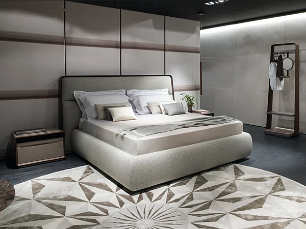 Tavolino da notte rettangolare in acero con cassetti GIORGETTI 59220, 59225 fabbrica GIORGETTI dall'Italia. Foto №3