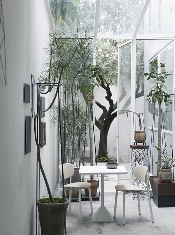 Tavolino da caffè in ghisa Kristalia TNP fabbrica Kristalia dall'Italia. Foto №4