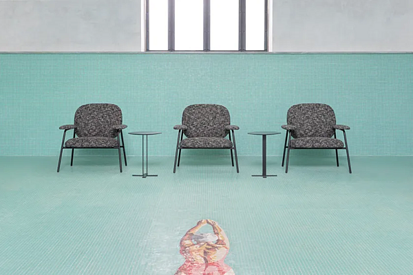 Poltrona in tessuto con braccioli Saba collezione Philo fabbrica SABA dall'Italia. Foto №3