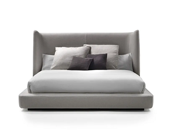 Letto matrimoniale con testata alta in tessuto FLEXFORM MIDNIGHT fabbrica FLEXFORM dall'Italia. Foto №1