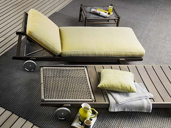 Lettino prendisole in iroko con ruote FLEXFORM Hora Sexta fabbrica FLEXFORM dall'Italia. Foto №6