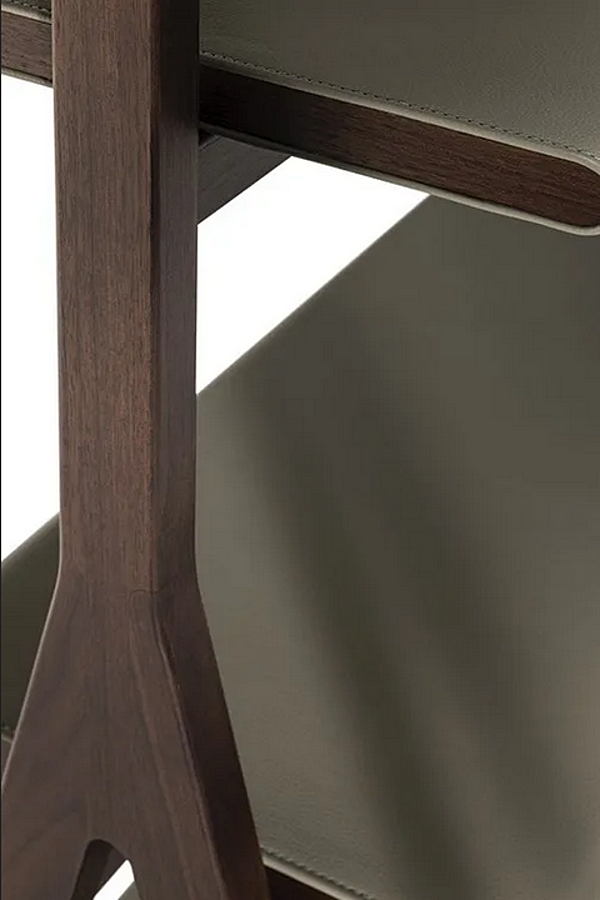 Libreria in legno autoportante doppia faccia REN POLTRONA FRAU fabbrica POLTRONA FRAU dall'Italia. Foto №4