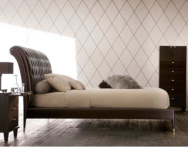 Letto matrimoniale in pelle con testiera trapuntata IRIS CLASSIC OPERA CONTEMPORARY fabbrica OPERA CONTEMPORARY dall'Italia. Foto №3
