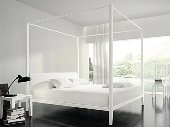 Letto matrimoniale in alluminio con testata imbottita Lera Duomo Design