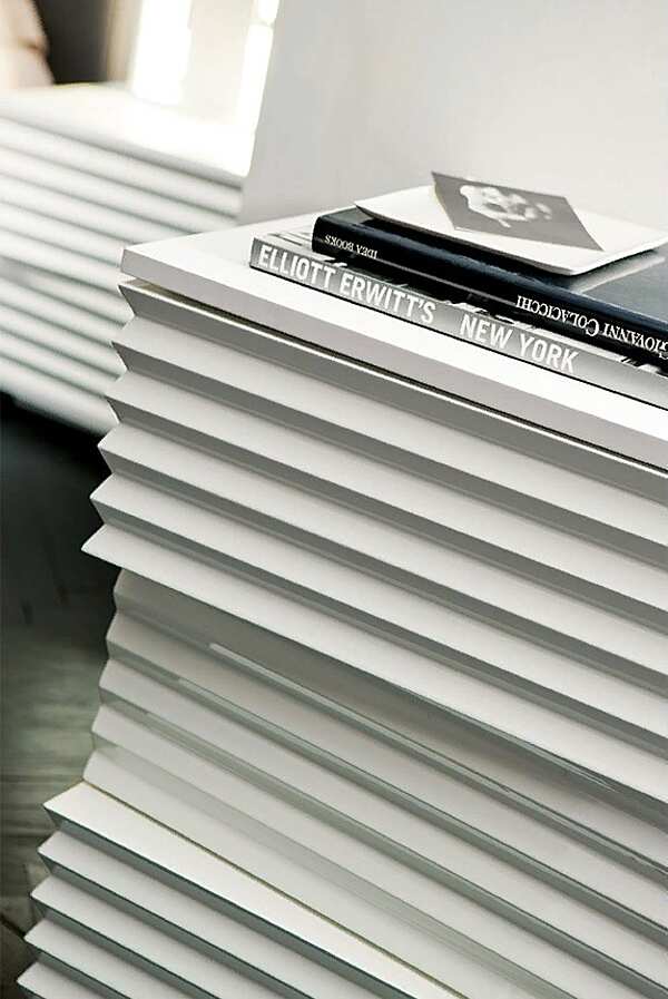 Comodino PACINI & CAPPELLINI 5573 fabbrica PACINI & CAPPELLINI dall'Italia. Foto №2