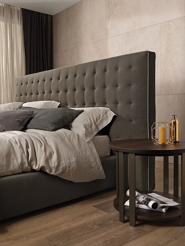 Letto matrimoniale con testiera imbottita in tessuto Duomo Design Ground fabbrica Duomo Design dall'Italia. Foto №2