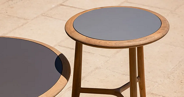 Tavolino da giardino rotondo basso in teak con top in ceramica POLTRONA FRAU The Secret Garden fabbrica POLTRONA FRAU dall'Italia. Foto №3