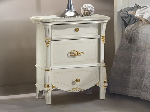 Comodino in legno con cassetti CASA +39 DIAMANTE 2106 fabbrica CASA +39 dall'Italia. Foto №1