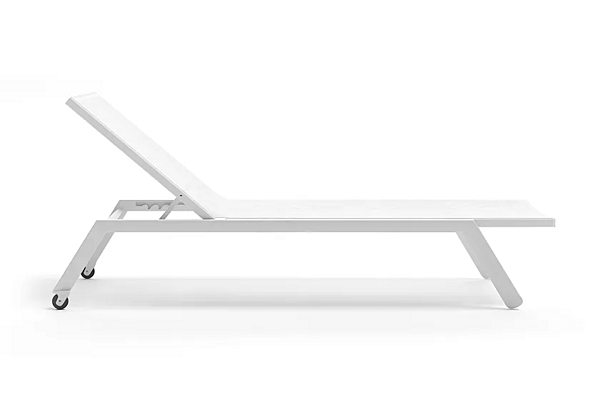 Lettino prendisole impilabile in alluminio con ruote Atmosphera collezione Maxim MX.LT. fabbrica ATMOSPHERA dall'Italia. Foto №8