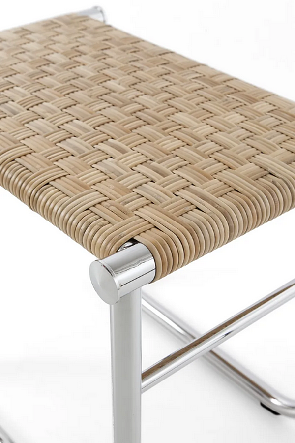 Sgabello basso in acciaio CASSINA 9 Tabouret fabbrica CASSINA dall'Italia. Foto №3
