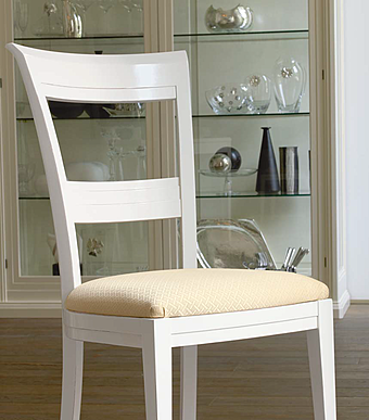 Chair LR34