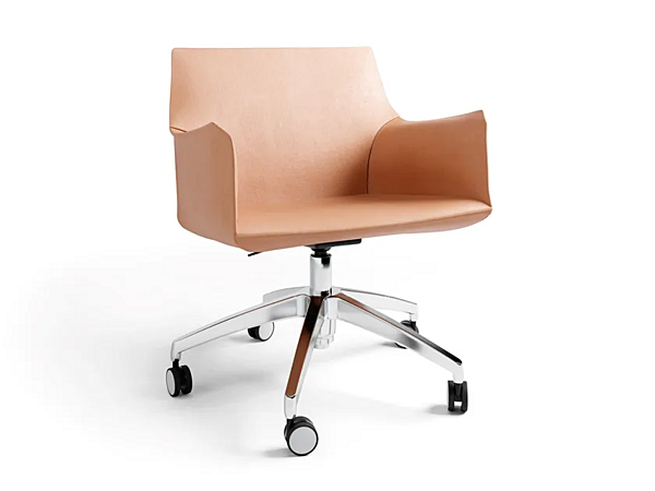 Sedia direzionale in pelle con braccioli CASSINA CAB OFFICE fabbrica CASSINA dall'Italia. Foto №6