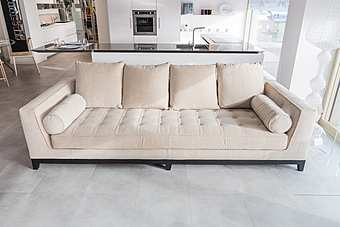 Couch Lutetia 11