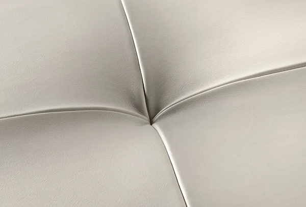 Letto matrimoniale con testata imbottita in pelle POLTRONA FRAU AURORA DUE fabbrica POLTRONA FRAU dall'Italia. Foto №7