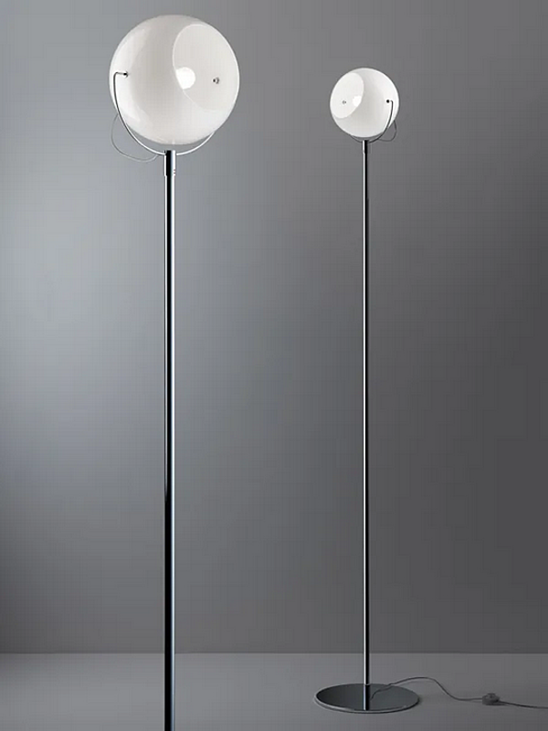 Lampada da terra regolabile in cromo con paralume bianco Fabbian Beluga fabbrica Fabbian dall'Italia. Foto №2