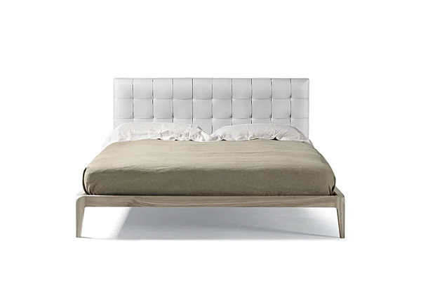 Letto matrimoniale in legno massello con testiera imbottita DALE SIG RE P 622 fabbrica Dale Italia (by Cantiero) dall'Italia. Foto №4