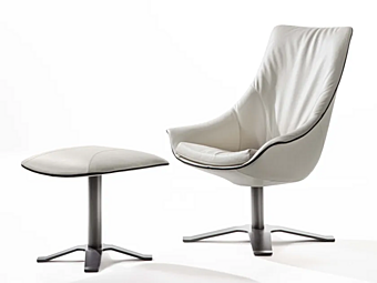 Poltrona girevole in pelle conciata con base a 4 razze e braccioli Lullaby ENRICO PELLIZZONI Poltrona girevole in pelle conciata con base a 4 razze e braccioli Lullaby ENRICO PELLIZZONI fabbrica ENRICO PELLIZZONI dall'Italia