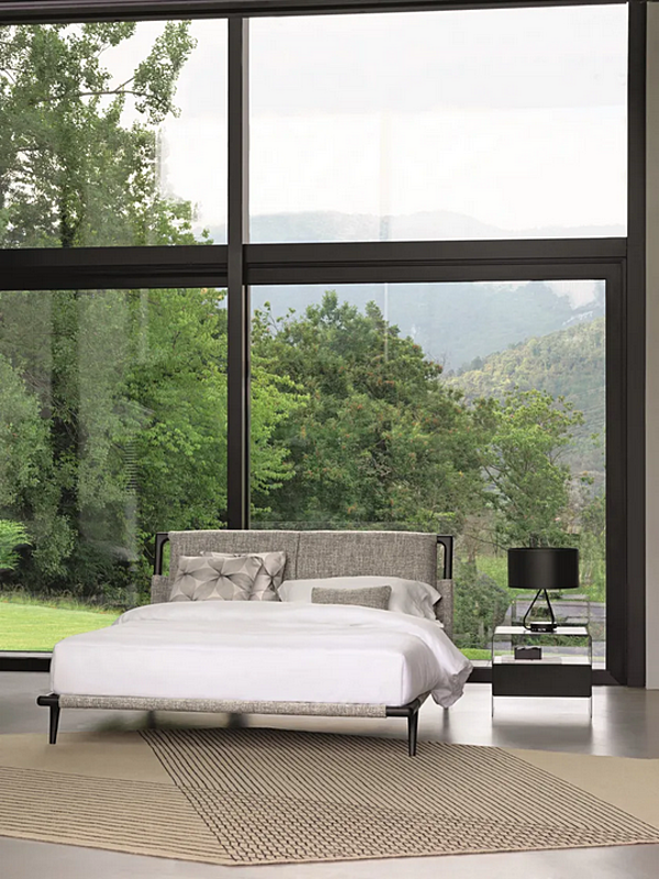 Letto matrimoniale con testata imbottita Flou Gaudi fabbrica Flou dall'Italia. Foto №9