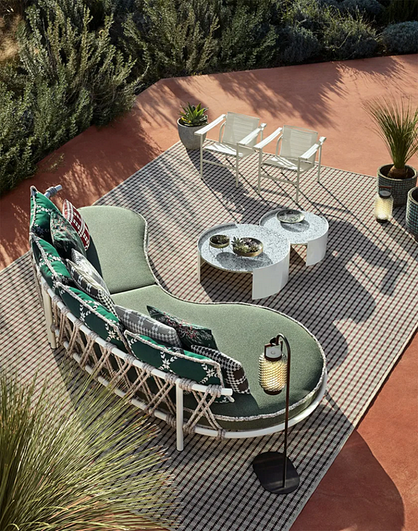 Divano modulare da giardino in tessuto CASSINA TRAMPOLINE fabbrica CASSINA dall'Italia. Foto №6